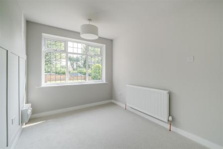 Bedroom1-2.jpg