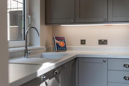 Kitchen-5.jpg