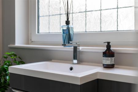 Bathroom-2.jpg