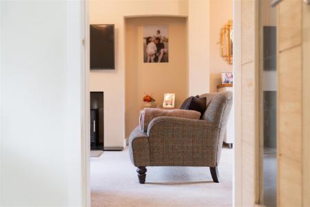 Living Room-5.jpg