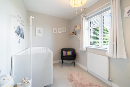 Bedroom 1.jpg