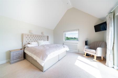 Bedroom 4-3.jpg