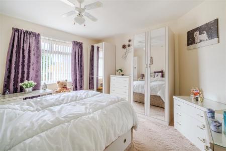 Bedroom2.jpg