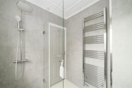 Bathroom-2.jpg