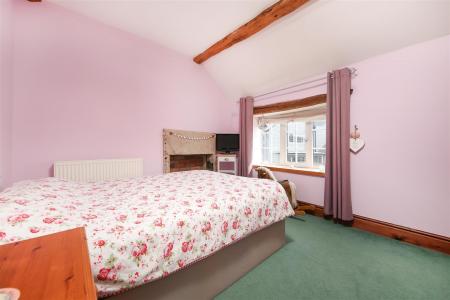 Bed3.2.jpg