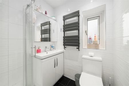 Bedroom3-4.jpg