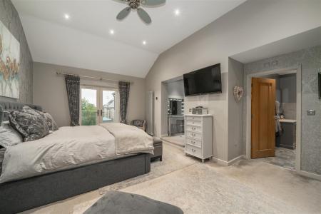 Bedroom1-6.jpg