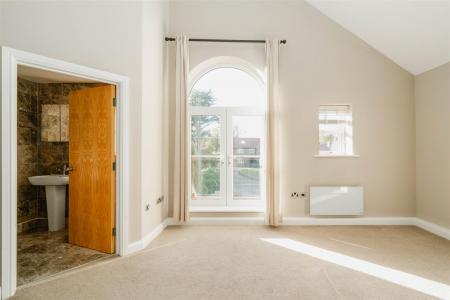 Bedroom2-4.jpg