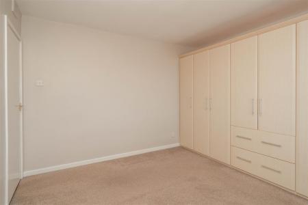 Bedroom3-2.jpg