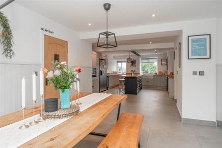 Open Plan Living_-3.jpg