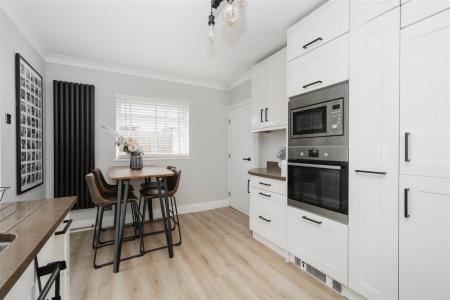 Open Plan Kitchen-4.jpg