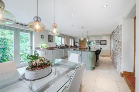 Kitchen - Diner-3.jpg