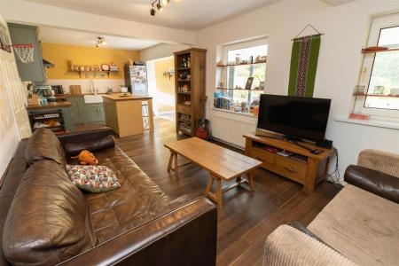 Kitchen/Family Room