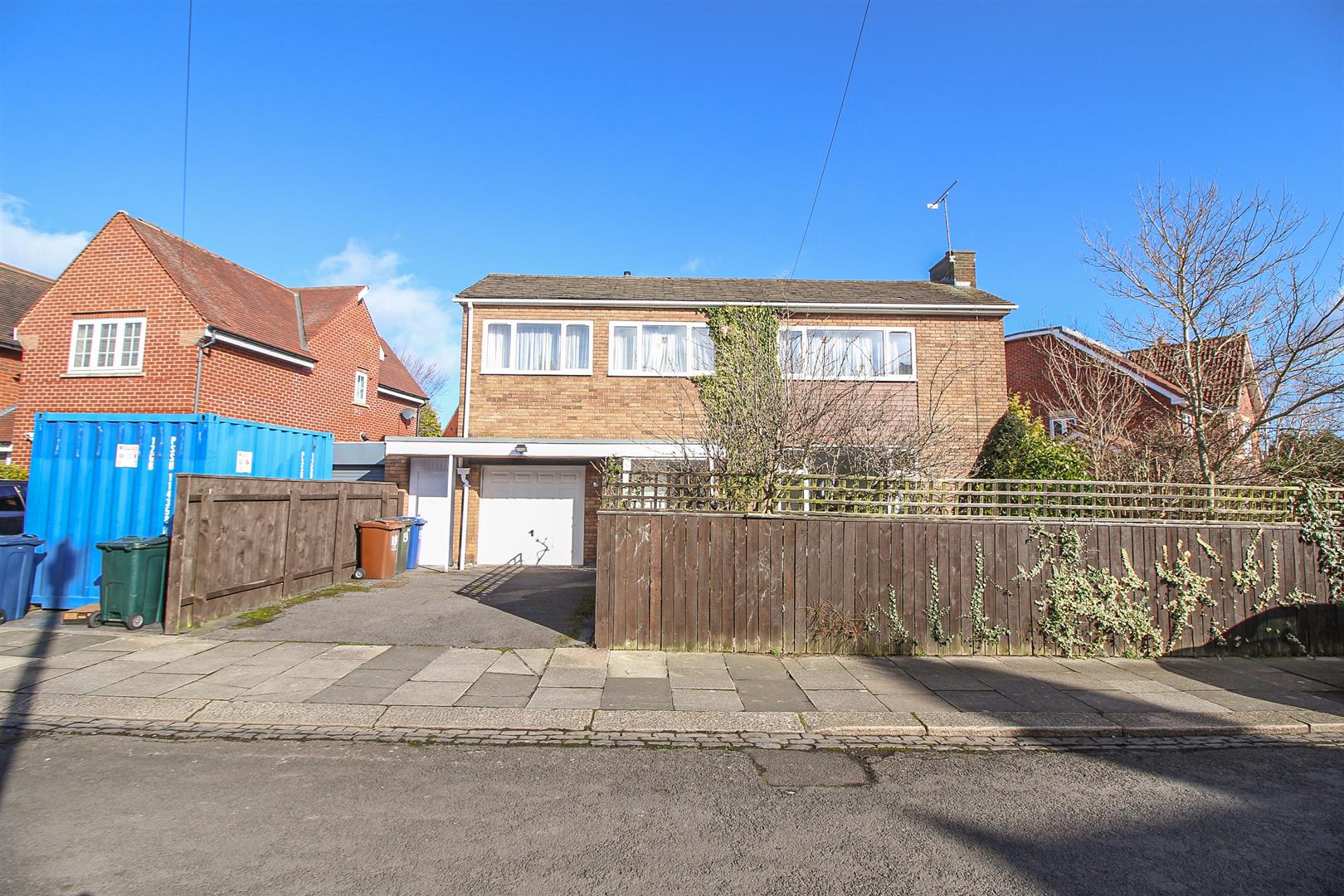 3 bedroom Detached House for sale in Newcastle Upon Tyne