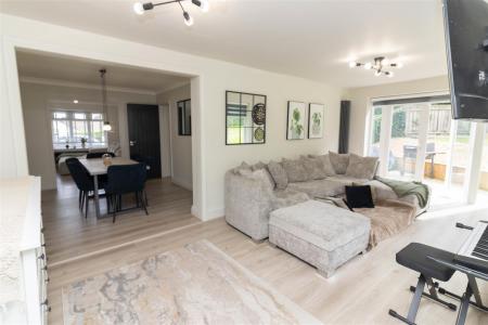Dining/Family Room