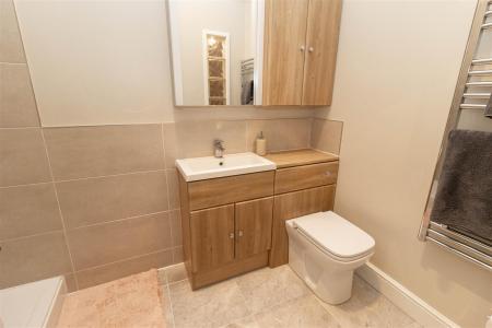 En Suite Shower Room