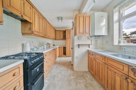 1304160-25-684052...