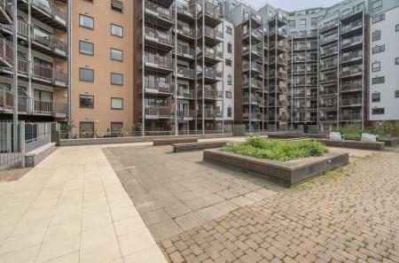 1307136-12-6846fa...