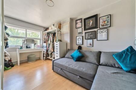 1310950-12-685402...