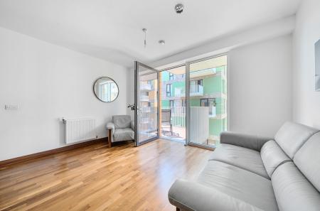 1319125-5-6863dbd...