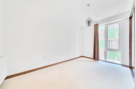 1319125-10-6863dc...