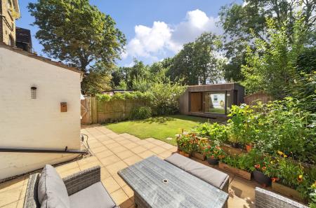 1319214-15-6867f9...