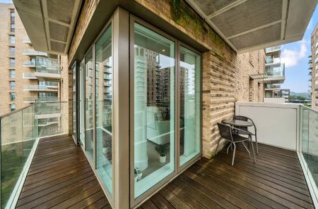 1333466-17-688b35...