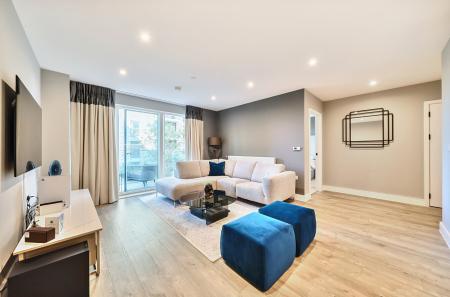 1340337-8-689ef94...