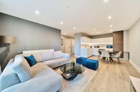 1340337-11-689efa...