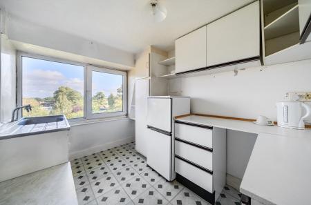 1347146-5-68b6acd...