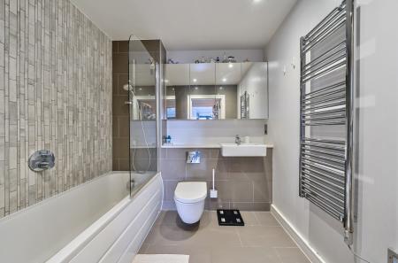 6-1343471-6-68a74...