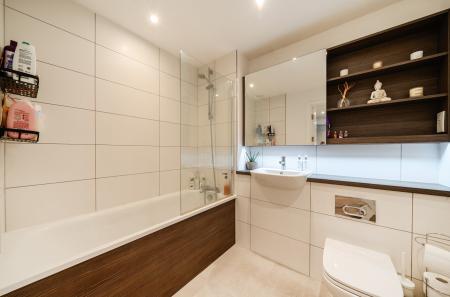 1350203-1-68c2c9b...