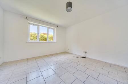 1349250-11-68babf...