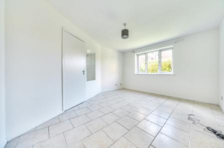 1349250-10-68babf...