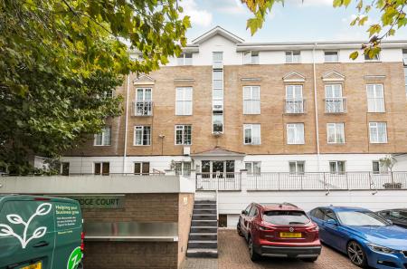 1360588-3-68d6680...