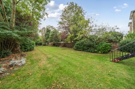 1360584-2-68dd30b...