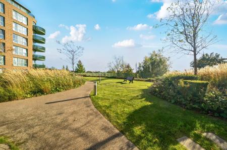 1362723-17-68e3dd...