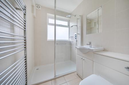 1364420-3-68ef5e7...