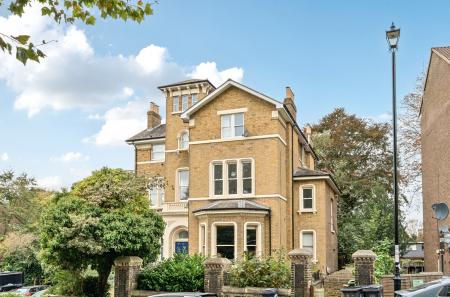 1368596-15-68f216...