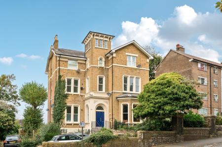 1368596-6-68f2168...