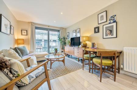 1371970-16-68fa06...