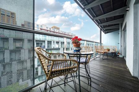 1371970-6-68fa02a...