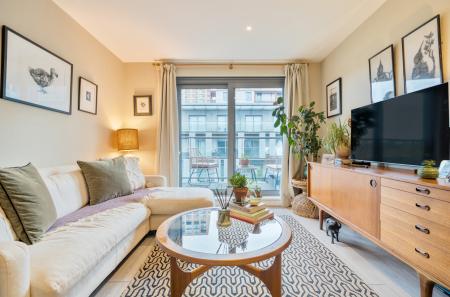 1371970-14-68fa06...