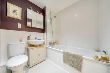 1371970-17-68fa07...