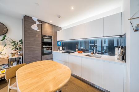 1364342-8-68f608f...