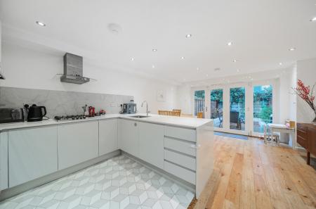 1380907-14-691701...