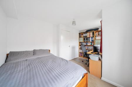 1380907-11-691701...