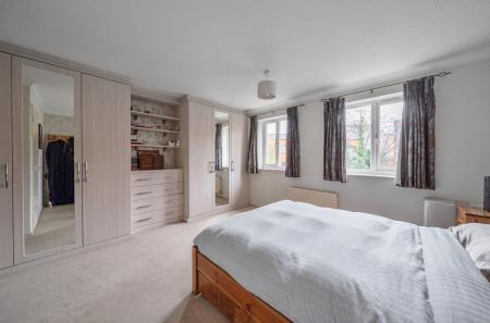 1380907-3-6916fed...