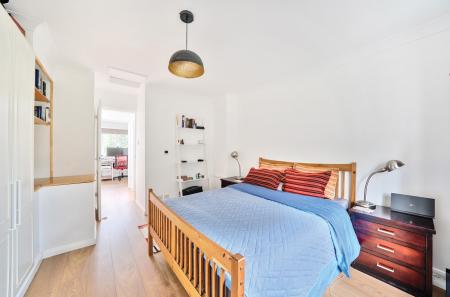 1343096-15-68a341...