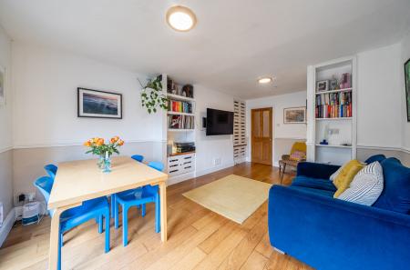 1394255-9-6964f9b...